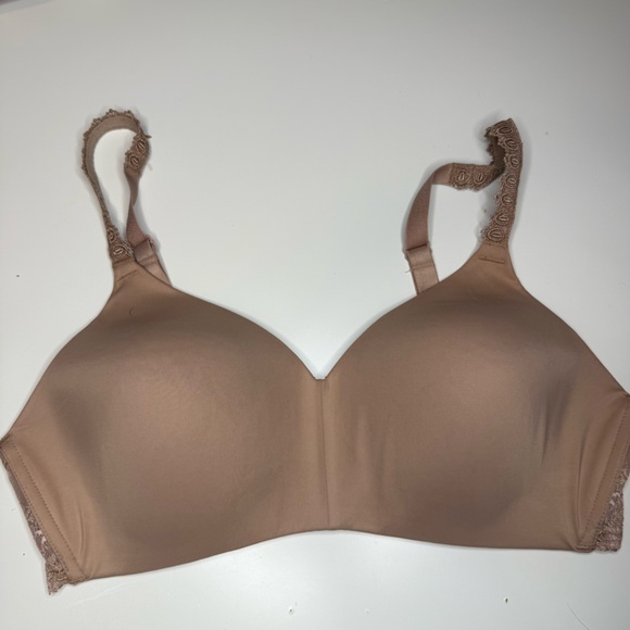Wacoal Style 856369 Level Up Lace Wire Free Bra - Size 38C GUC wireless - Picture 1 of 7